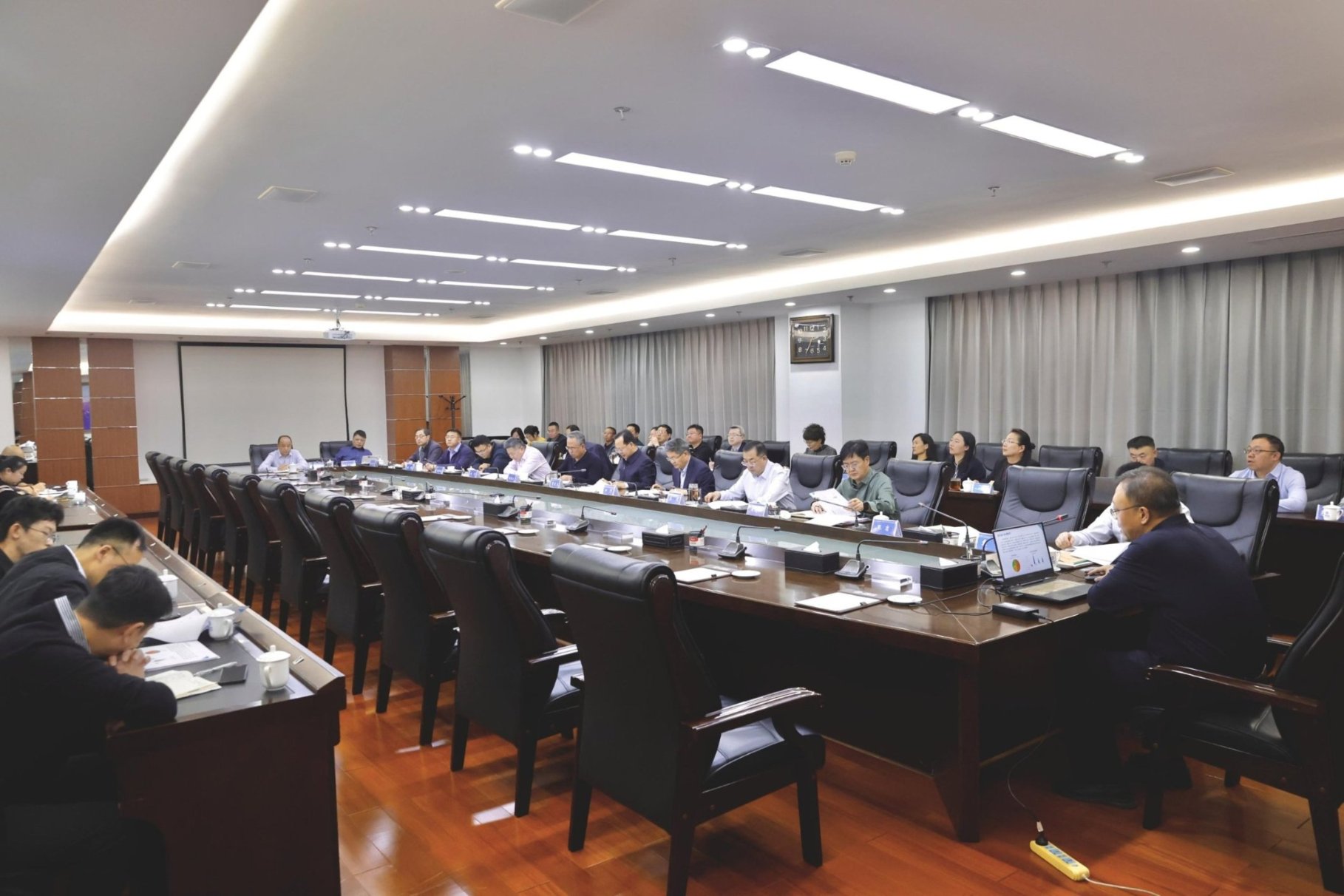 1772073952508055058.jpg auto