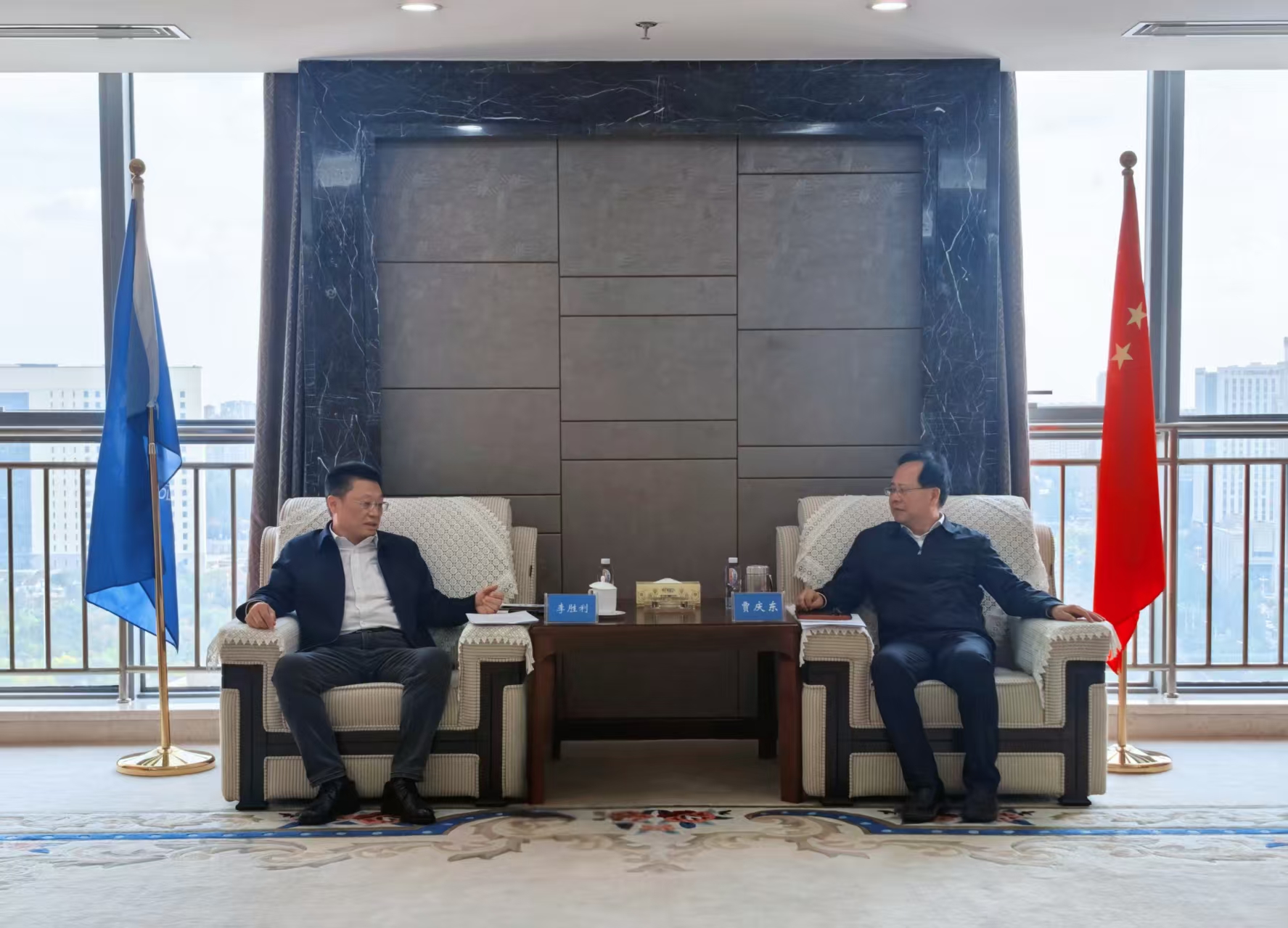 1760412723688031871.jpg auto